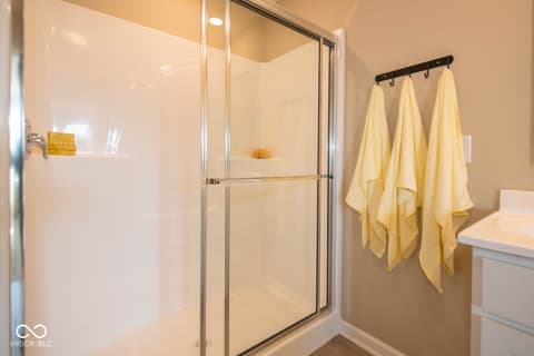 Photo of 6824 Levant Lane, Indianapolis, IN