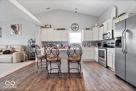 Photo of 1933 Jessica Court, Indianapolis, IN