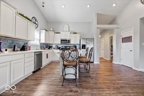 Photo of 1933 Jessica Court, Indianapolis, IN