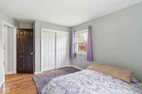 Photo of 925 Shellbark Road, Anderson, IN