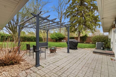 Photo of 925 Shellbark Road, Anderson, IN
