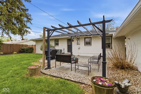 Photo of 925 Shellbark Road, Anderson, IN