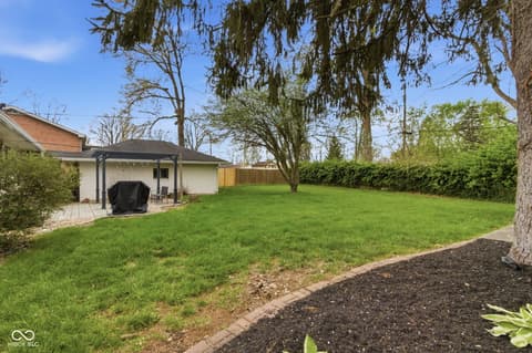 Photo of 925 Shellbark Road, Anderson, IN