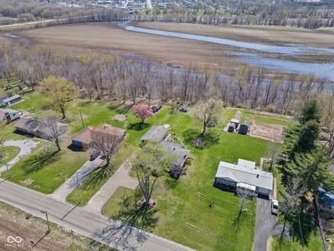 Photo of 1323 S River Road, Attica, IN