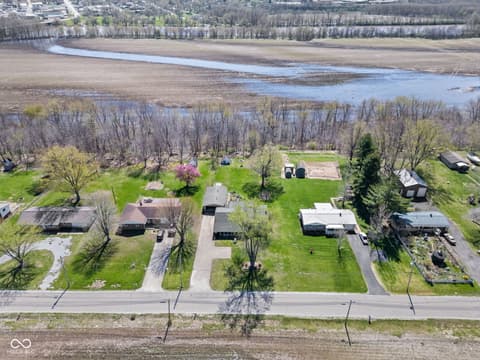 Photo of 1323 S River Road, Attica, IN