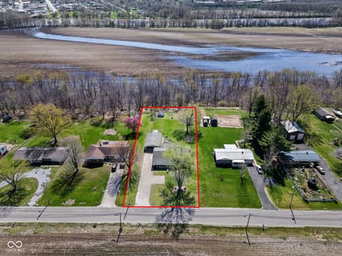 Photo of 1323 S River Road, Attica, IN