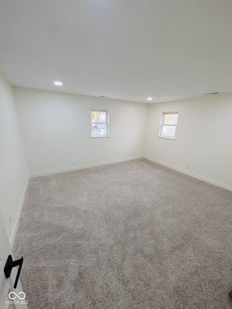 Photo of 905 W 3rd Street, Anderson, IN
