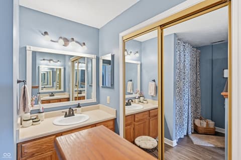 Photo of 7719 Cherrybark Drive, Indianapolis, IN