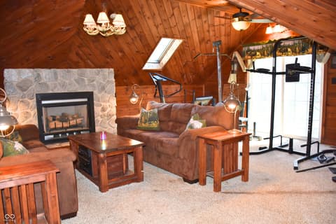 Photo of 7730 Bear Creek Road, Morgantown, IN