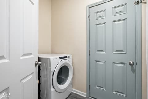 Laundry room at 3215 Benair Drive, Kokomo, IN