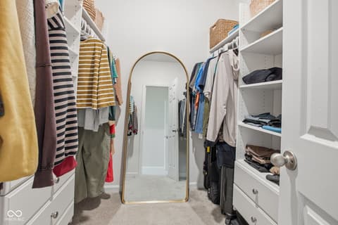 Walk In Closets — 3215 Benair Drive, Kokomo, IN
