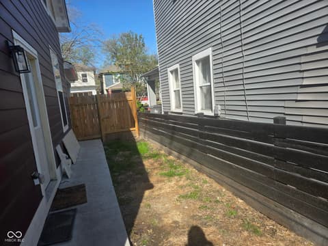 Yard at 1335 Union Street, Indianapolis, IN