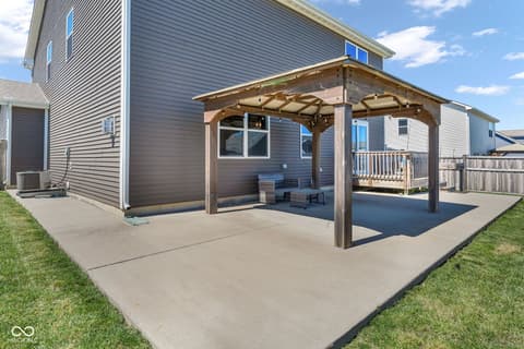 Photo of 2239 Summer Shore Drive, Greenwood, IN