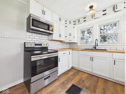 Photo of 3318 E 14th Street, Muncie, IN
