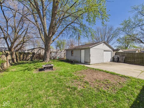 Photo of 2822 Apache Drive, Anderson, IN