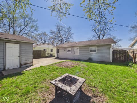 Photo of 2822 Apache Drive, Anderson, IN