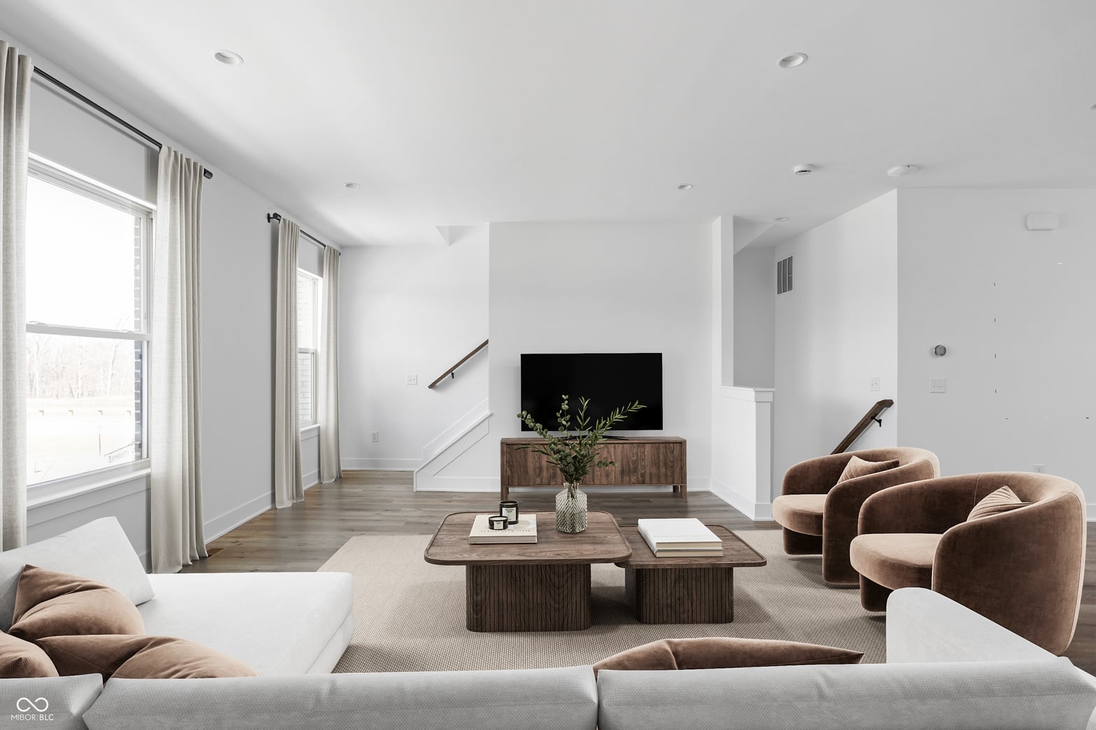 Bright, open living space with modern finishes and clean lines.