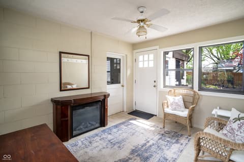 Breakfast Area — 3151 E 150 S, Franklin, IN