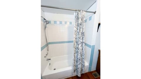Bathroom at 9861 N 490 E, Demotte, IN