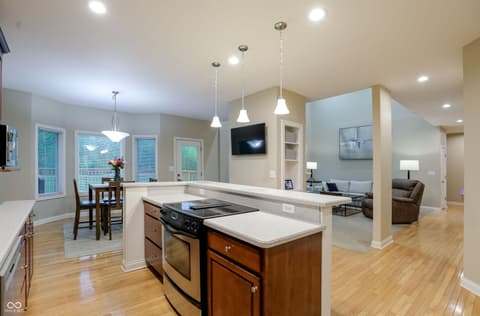 Photo of 11154 Turfgrass Way, Indianapolis, IN