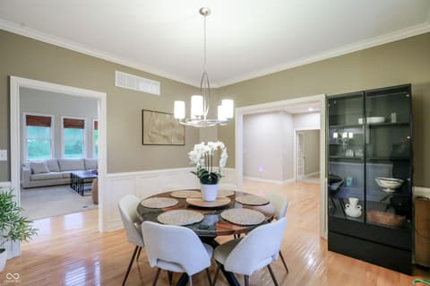 Photo of 11154 Turfgrass Way, Indianapolis, IN