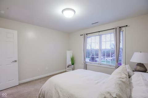 Photo of 11154 Turfgrass Way, Indianapolis, IN