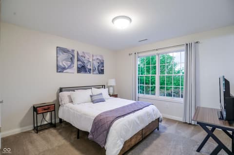 Photo of 11154 Turfgrass Way, Indianapolis, IN