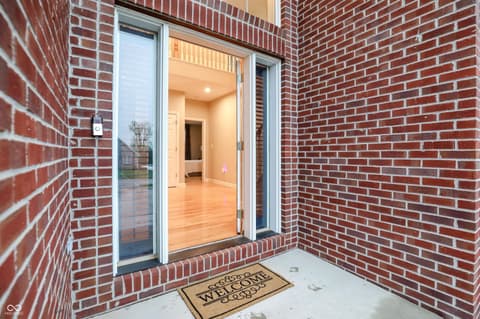 Photo of 11154 Turfgrass Way, Indianapolis, IN