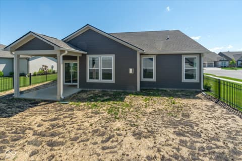 Photo of 9708 Holborn Avenue, McCordsville, IN