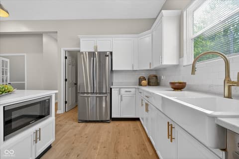 Photo of 942 Jefferson Avenue, Indianapolis, IN
