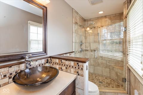 Photo of 1244 Darby Lane, Indianapolis, IN
