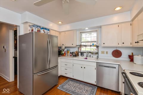 Photo of 1244 Darby Lane, Indianapolis, IN