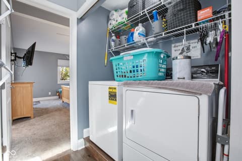 Laundry room at 5158 Coppertree Lane, Avon, IN