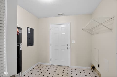 Laundry room at 1031 Saint Paul Street, Indianapolis, IN