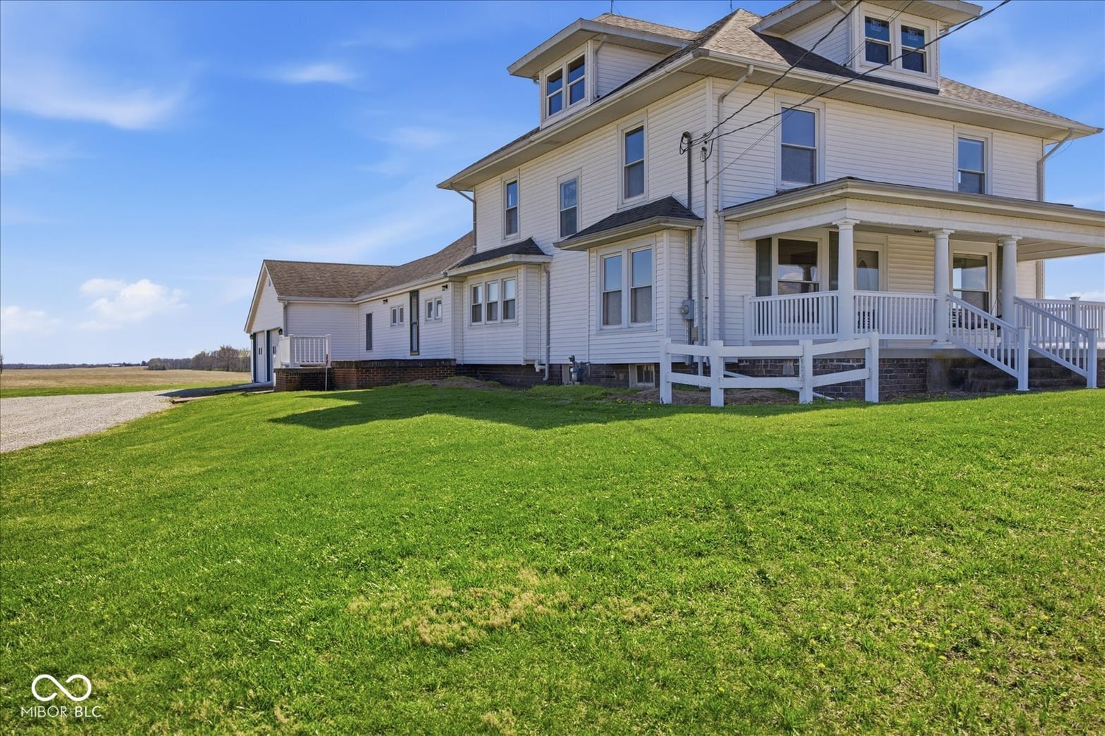 Front exterior at 3643 W 600 S, Shelbyville, IN