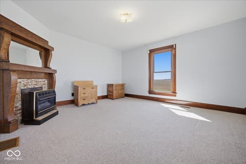 Living room at 3643 W 600 S, Shelbyville, IN