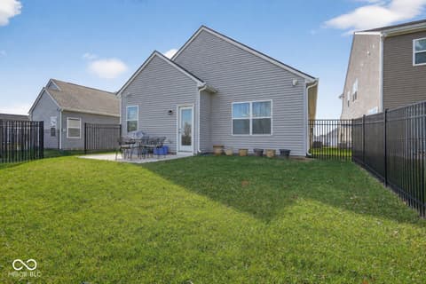 Photo of 6040 Medina Spirit Drive, Indianapolis, IN