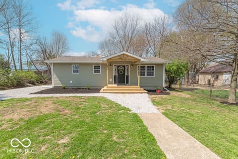 Photo of 6546 State Road 42, Martinsville, IN