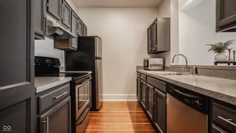 Photo of 425 Massachusetts Avenue, Indianapolis, IN