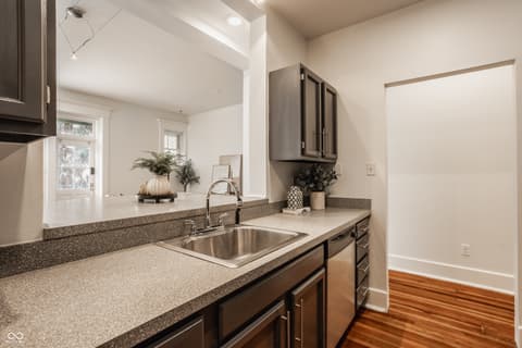Photo of 425 Massachusetts Avenue, Indianapolis, IN