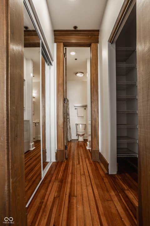 Photo of 425 Massachusetts Avenue, Indianapolis, IN