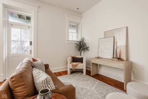 Photo of 425 Massachusetts Avenue, Indianapolis, IN