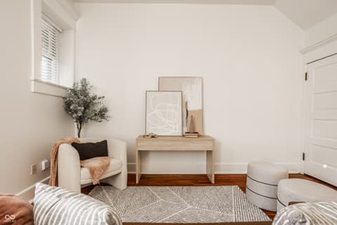 Photo of 425 Massachusetts Avenue, Indianapolis, IN