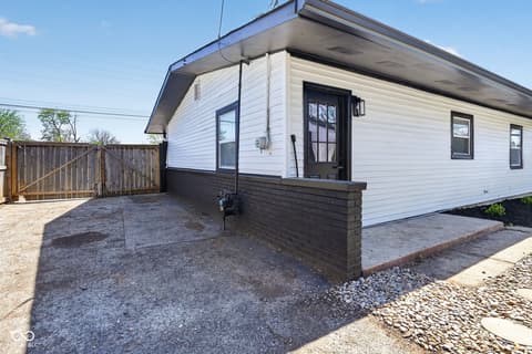Side exterior at 3116 Georgetown Road, Indianapolis, IN