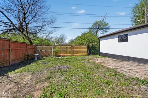 Yard at 3116 Georgetown Road, Indianapolis, IN