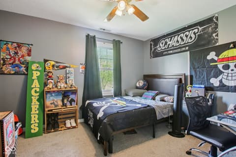 Photo of 1694 Williamsburg Lane, Franklin, IN