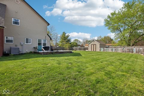 Photo of 1694 Williamsburg Lane, Franklin, IN