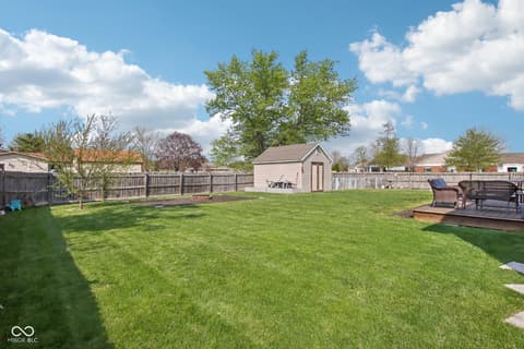 Photo of 1694 Williamsburg Lane, Franklin, IN