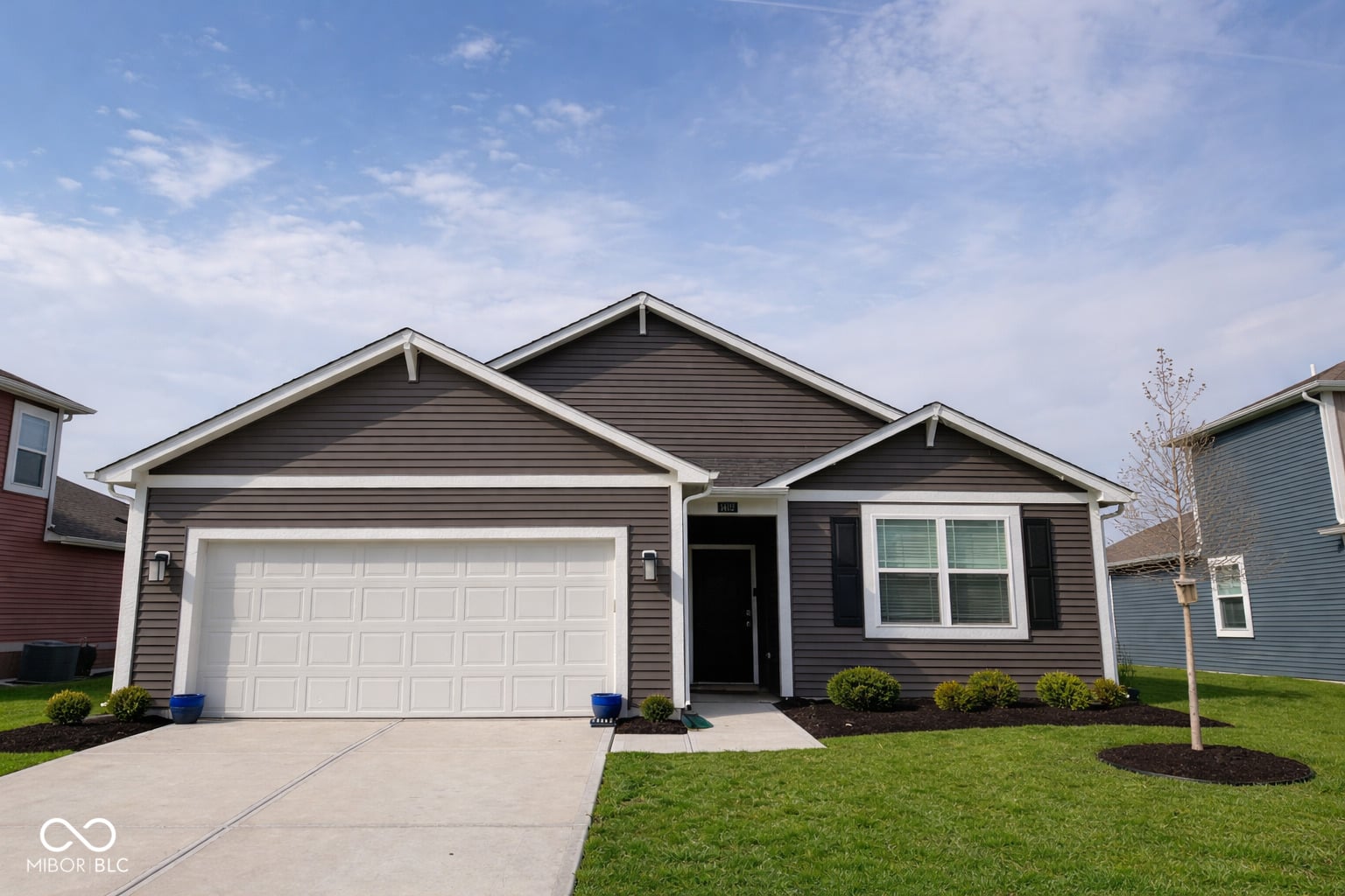Front exterior at 1402 Buttercup Lane, Shelbyville, IN