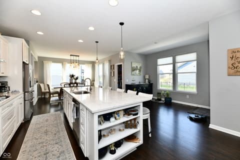Photo of 5395 Forest Glen Drive, Brownsburg, IN